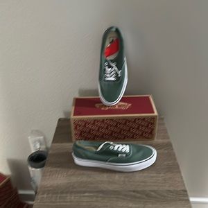 Mint/Jade size 9 mens vans